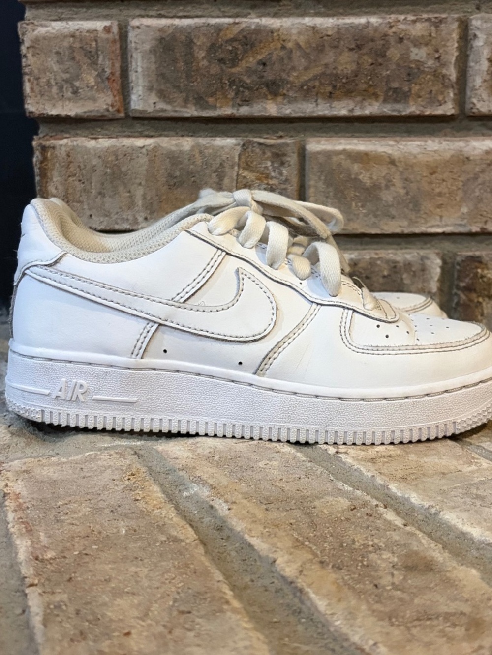 Nike Air Force 1 Youth's Size 3Y Sneakers Triple White